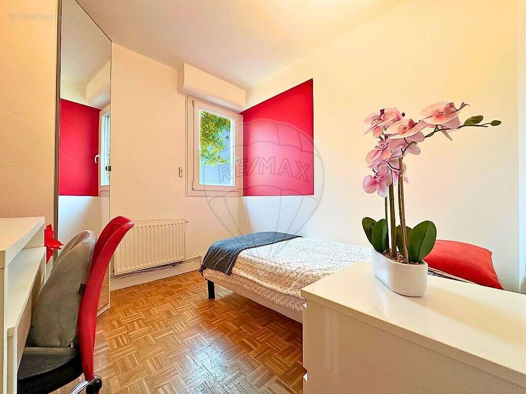 Appartement à LAMORLAYE