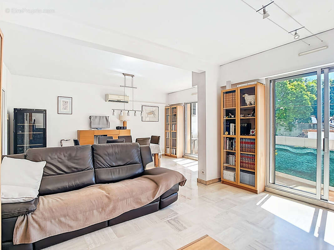 Appartement à MARSEILLE-9E