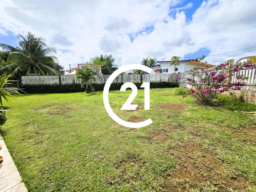 Maison à LE LAMENTIN