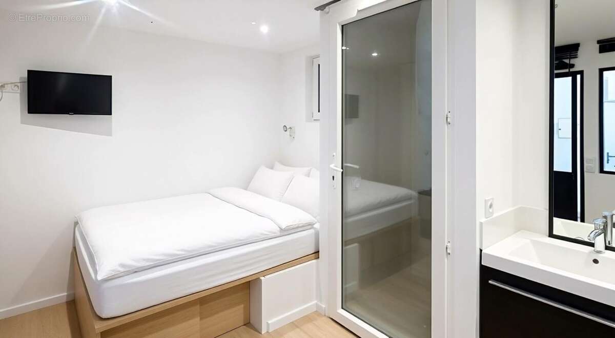 Roquevaire -T2 de 36 m² entièrement rénové - photo 5