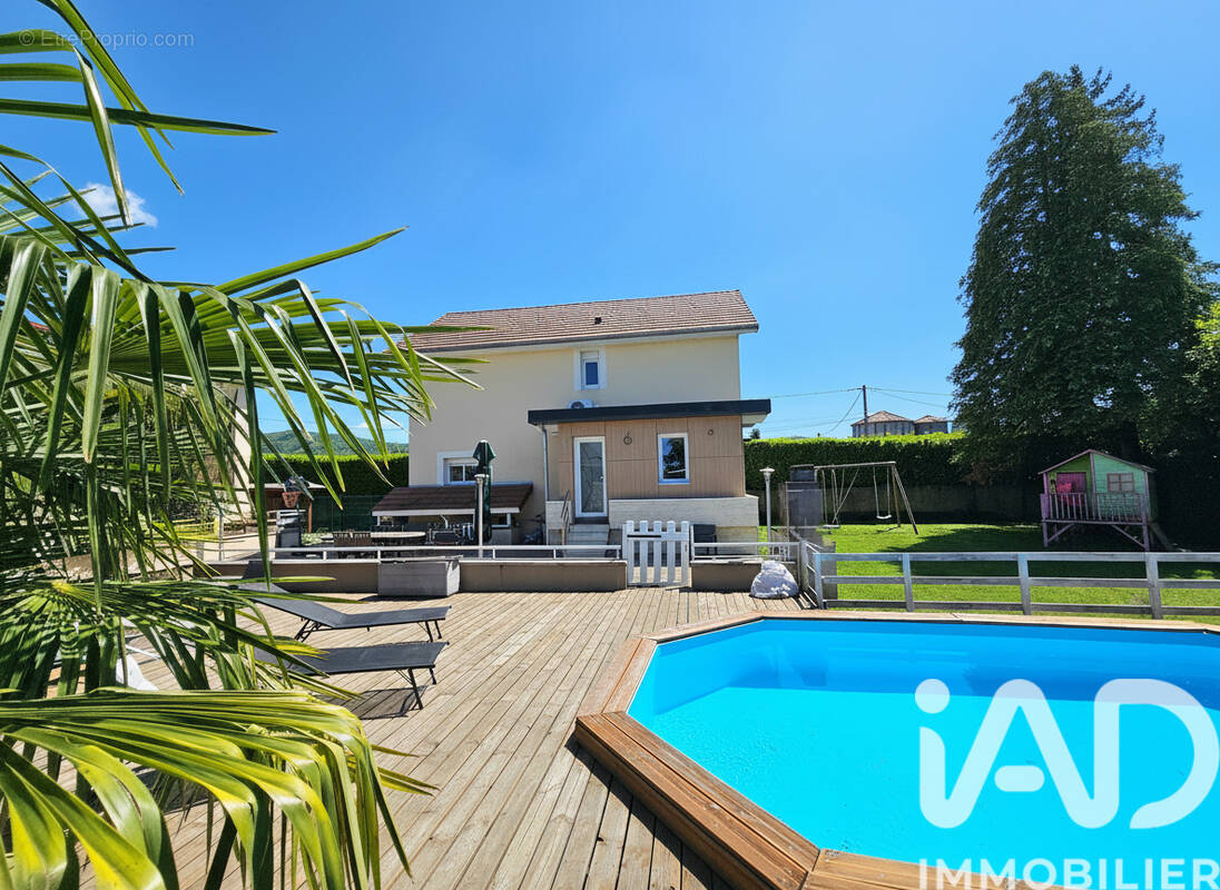 Photo 1 - Maison à IZEAUX