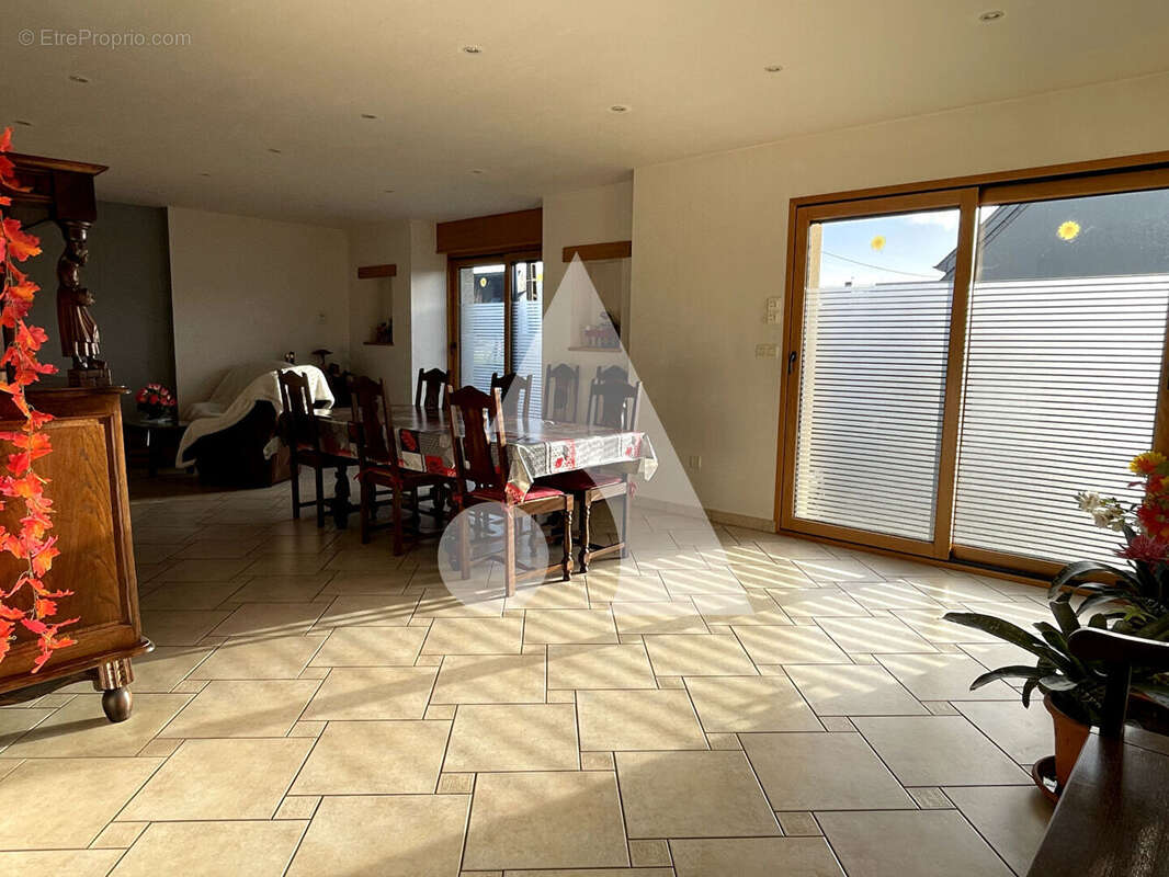 Maison à PLOREC-SUR-ARGUENON