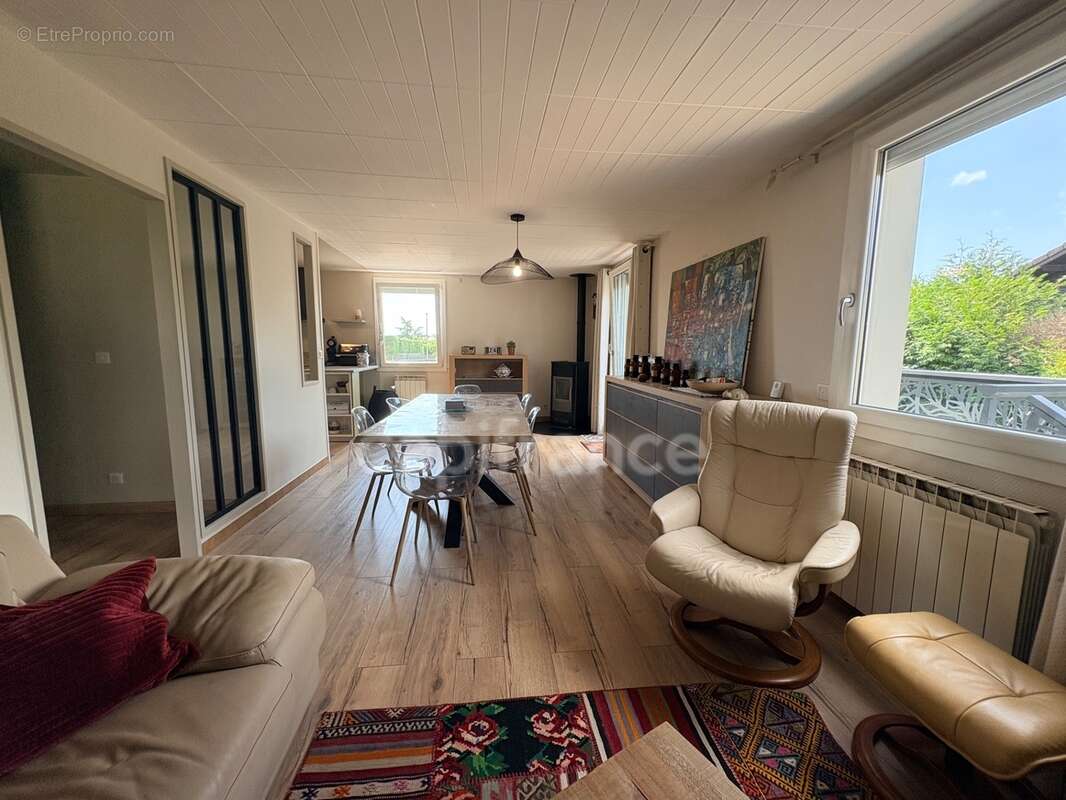  Belle villa de 181 m2 avec deux appartements indépendants - photo 15