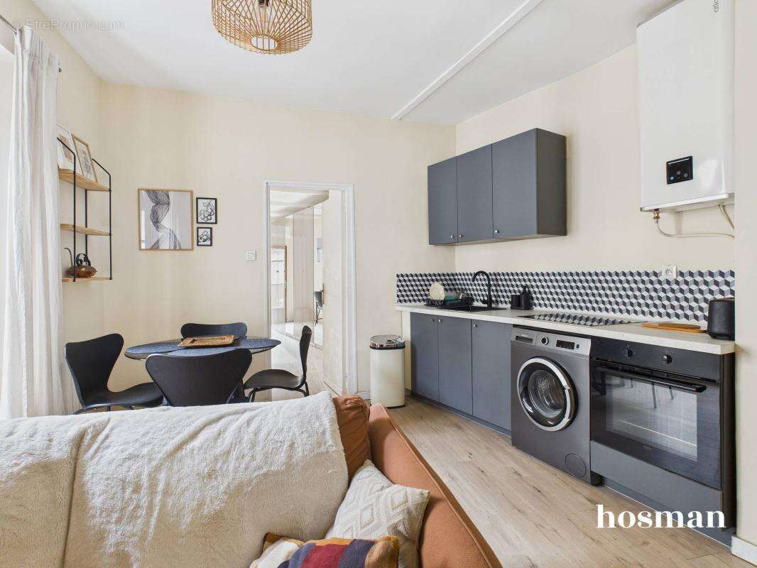 Appartement à MARSEILLE-1E