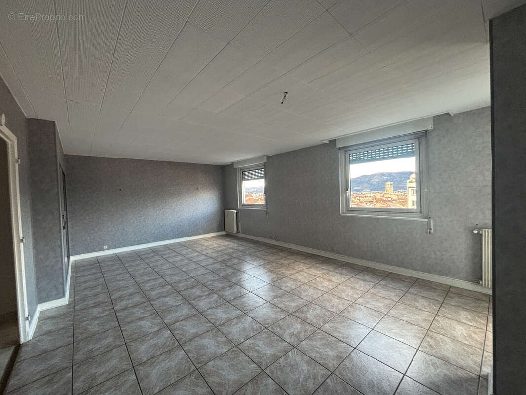 Appartement à VALENCE