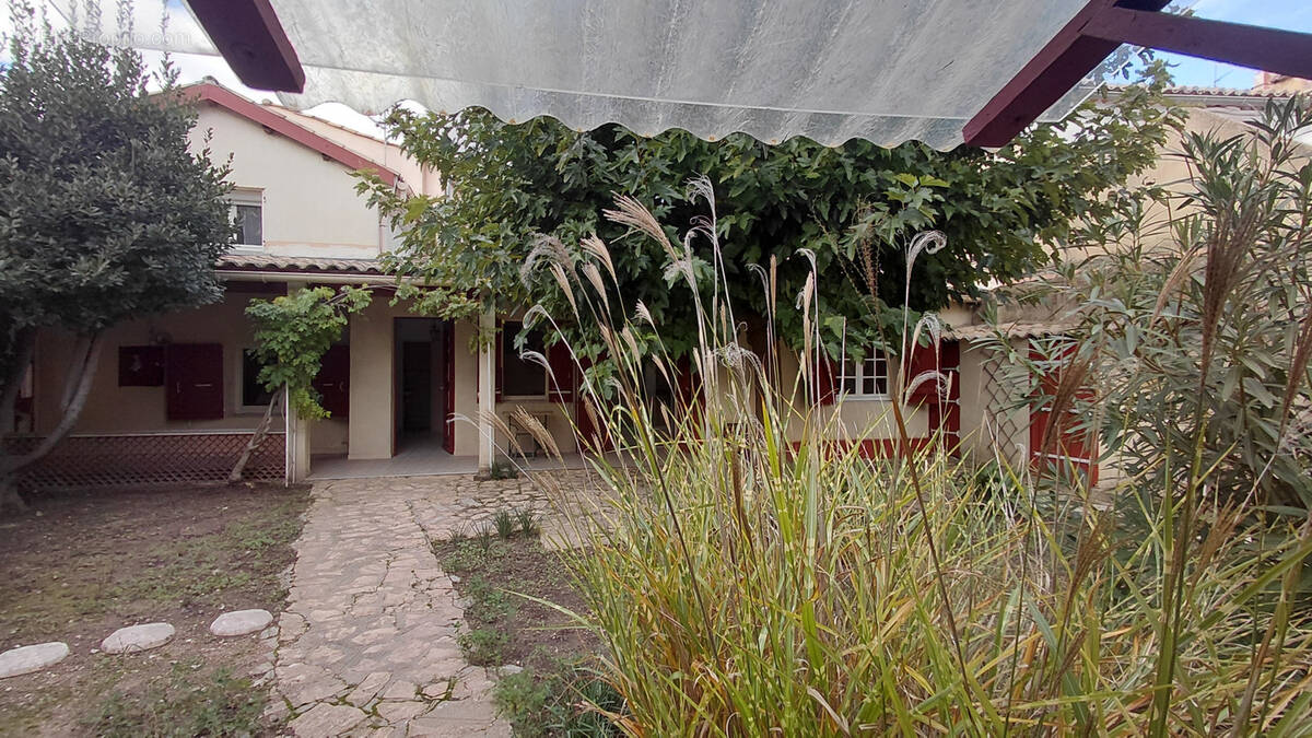 Maison à PIERRELATTE