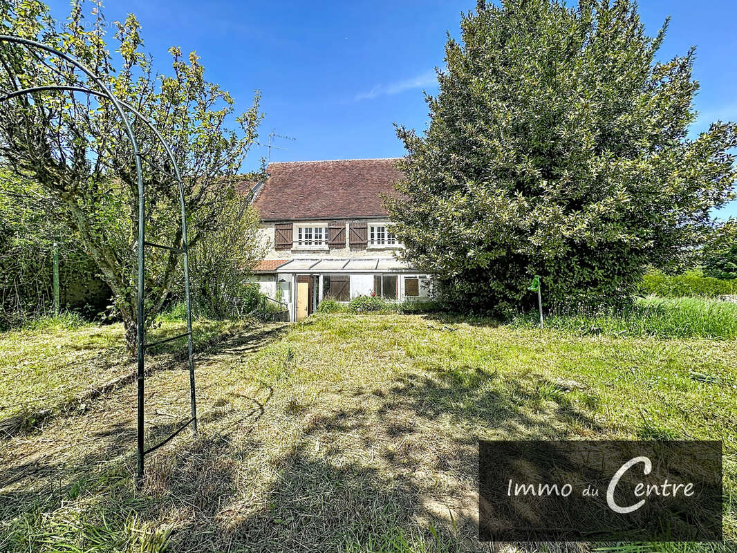 Maison à MONTMIRAIL