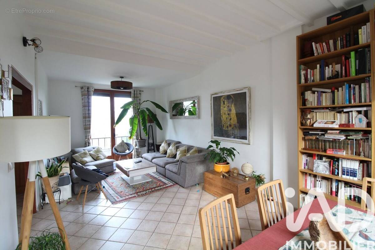 Photo 1 - Maison à MONTIGNY-LES-CORMEILLES
