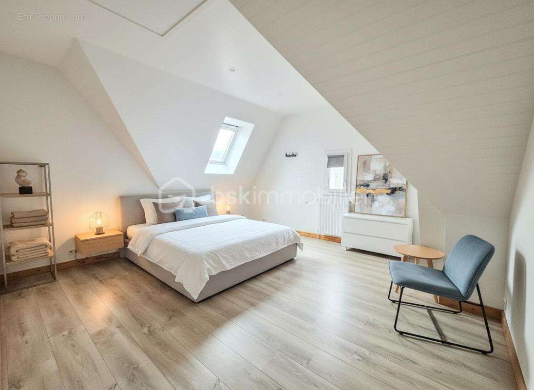 Maison à NOYAL-SUR-VILAINE