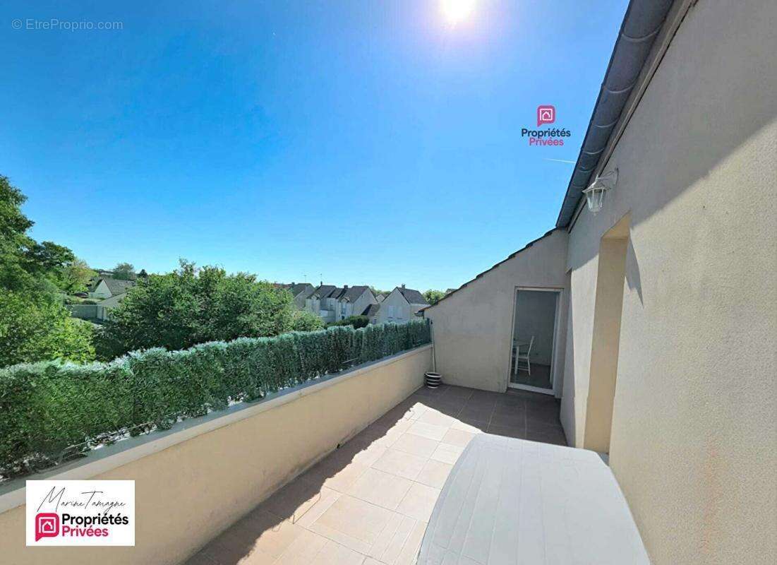 Appartement à LACROIX-SAINT-OUEN