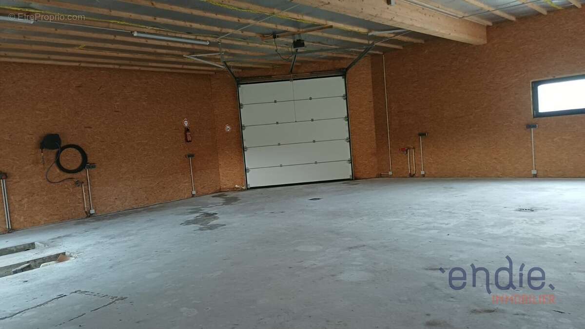 Maison de caractère avec dépendance de 150 m²  Terrain de 27,26 ares - photo 23