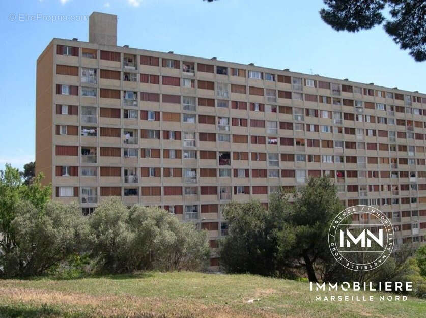 Appartement à MARSEILLE-15E