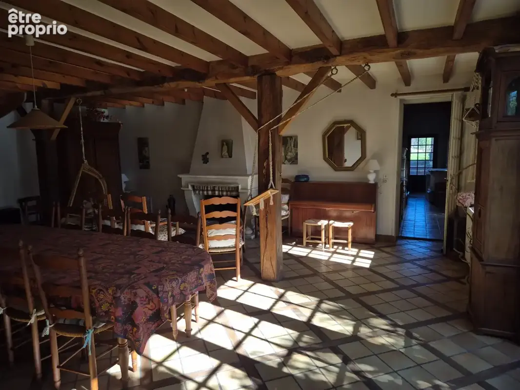 Corps de Ferme de 340 m2, avec plusieurs maisons indépendantes et 200 m2 de dépendances - photo 62