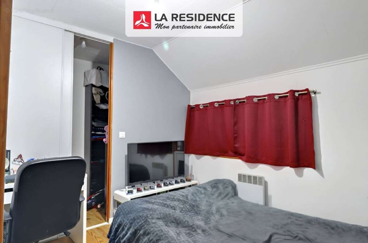 Appartement à IVRY-LA-BATAILLE