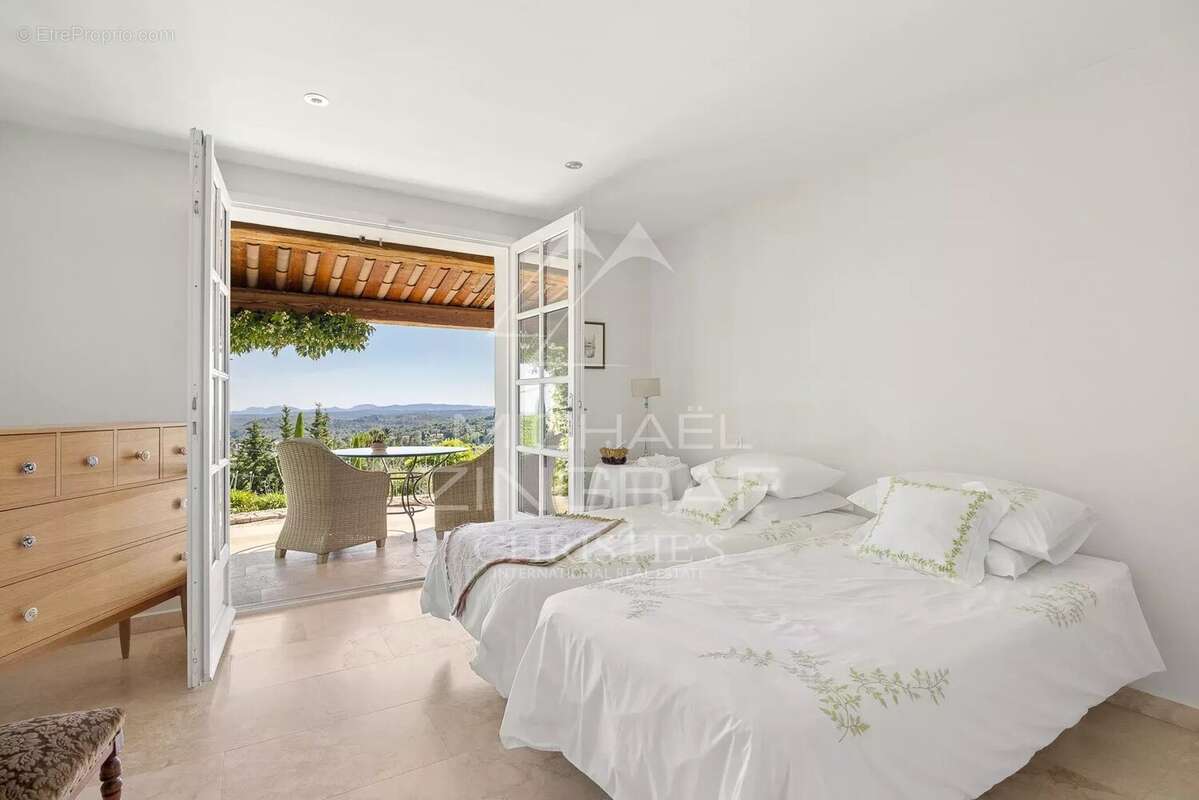 Maison à VENCE
