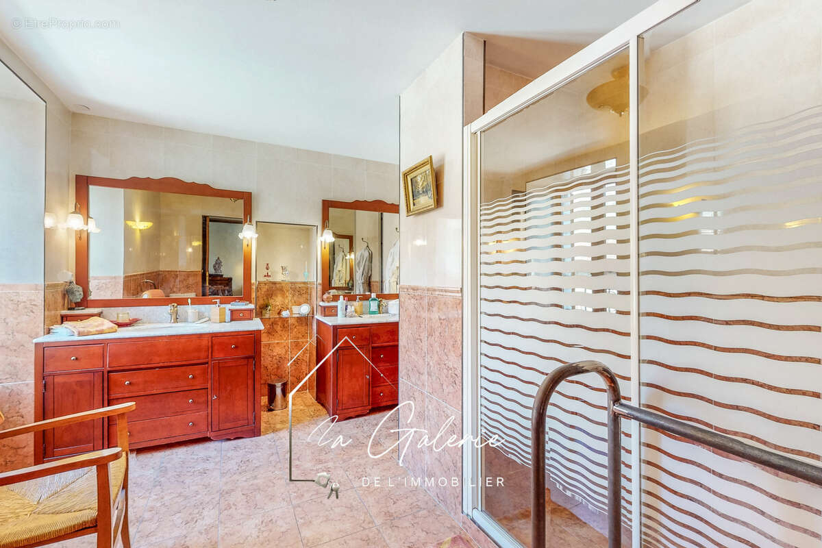 Maison à SAINTE-MARIE-D'ALLOIX