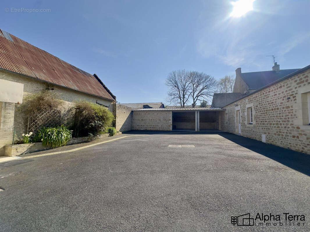 Maison à DOUVRES-LA-DELIVRANDE