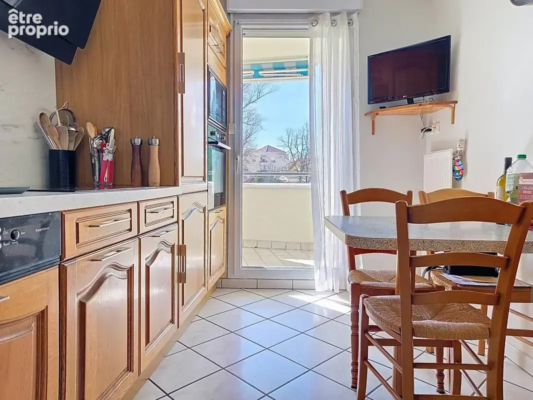 Appartement - 3 Chambres - 2  Balcons - 2 Caves - Garage possible en sus - Proche toutes commodités - photo 15