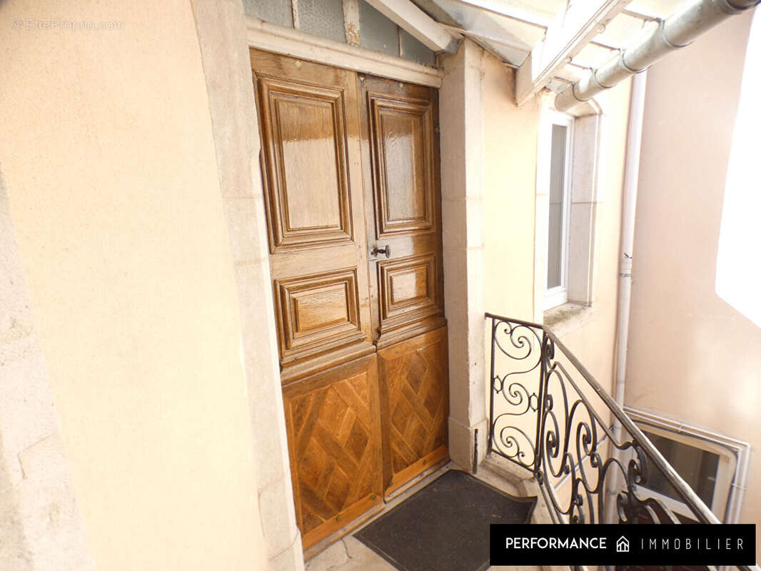 Appartement  lumineux de caractère Toul 3 pièce(s) 92 m2 - photo 11