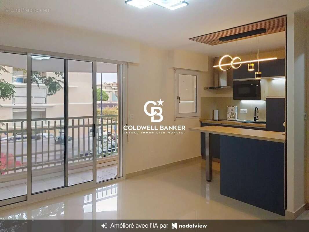 PORT FREJUS : Elégant appartement à quelques pas de la mer - photo 3