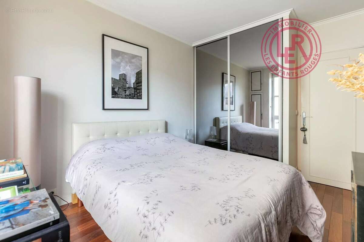 Appartement à PARIS-3E