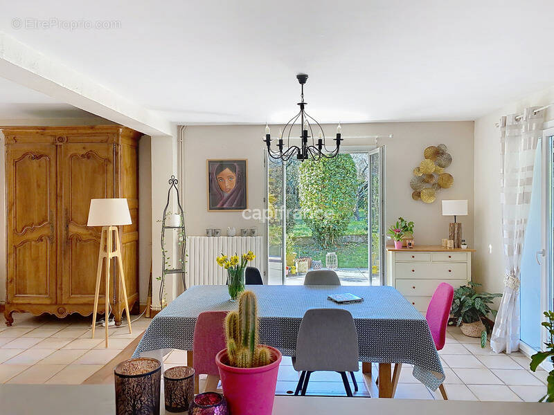 Maison à ROCHECORBON