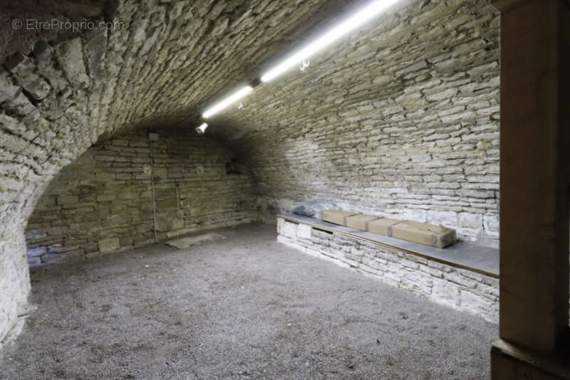 Dpt Yonne (89), à vendre  SAINT VINNEMER Maison rénovée 3 chambres + dépendances 60 m² – Potentiel extension >150 m² – Cœur de v - photo 9