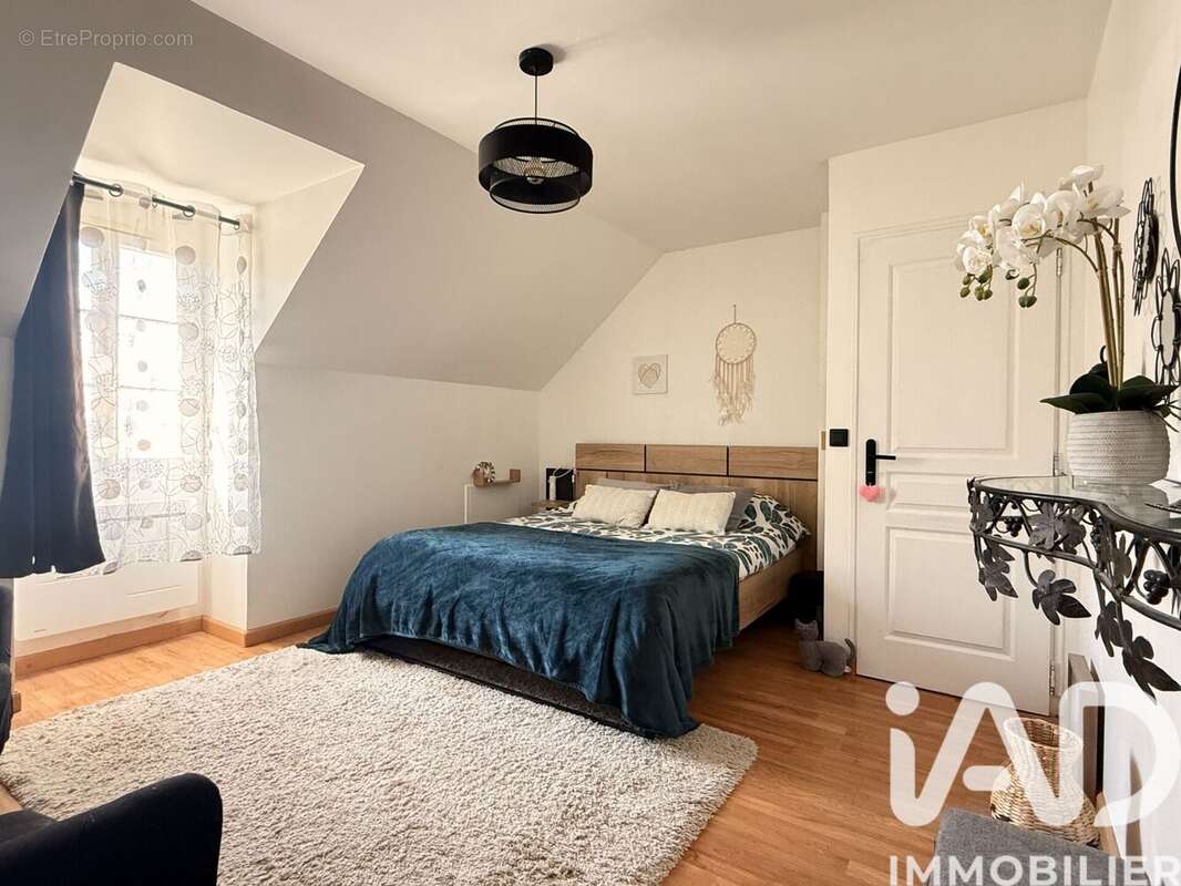 Maison 146 m² à Nerville-La-Foret  - photo 6