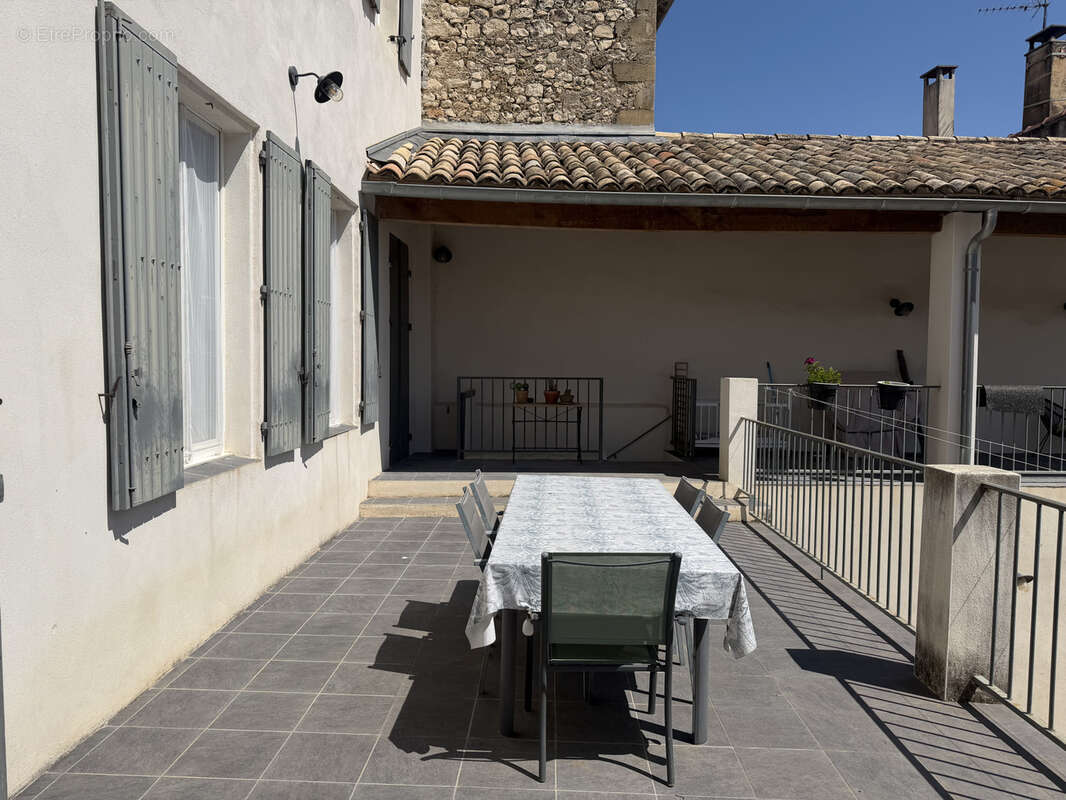 Appartement à SAINT-GENIES-DE-MALGOIRES