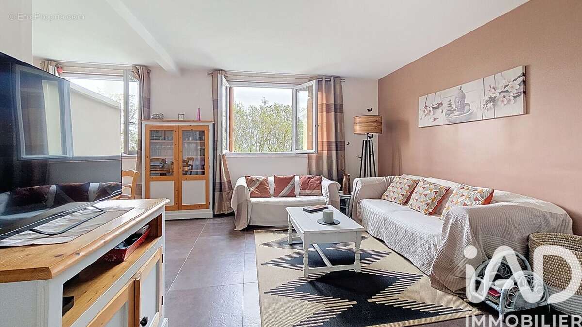 Photo 3 - Appartement à LE PLESSIS-ROBINSON