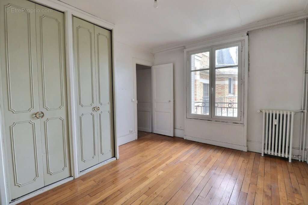 Appartement à ISSY-LES-MOULINEAUX