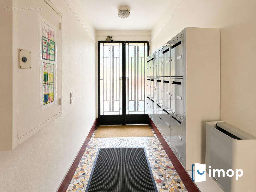 Appartement à MONTROUGE