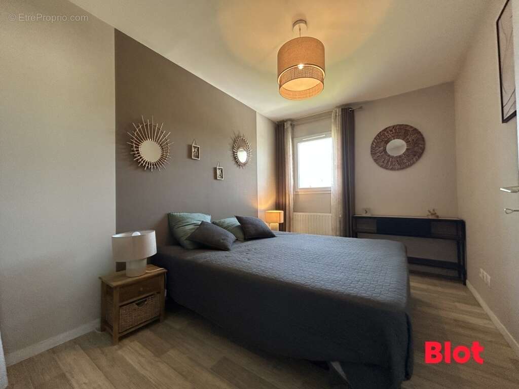 Maison à SAINT-GUINOUX