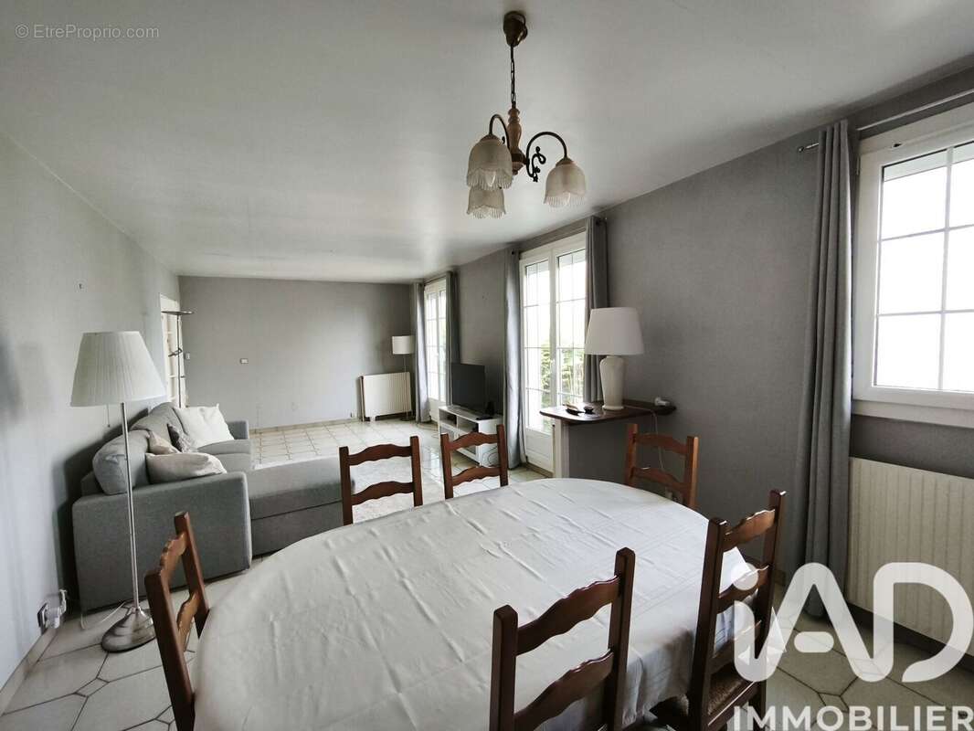 Photo 4 - Maison à DAMMARTIN-EN-GOELE