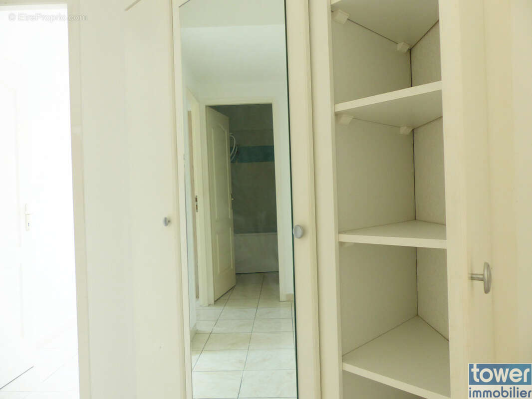 Appartement à LAMALOU-LES-BAINS