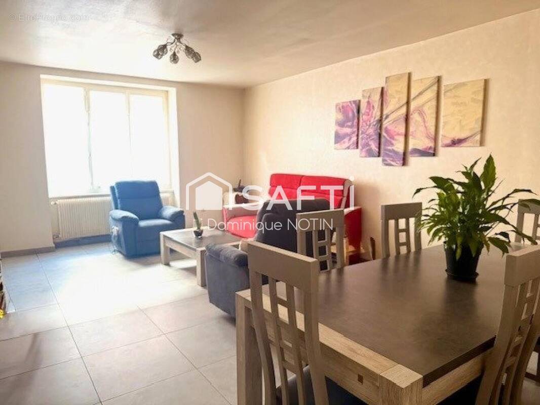 Photo 1 - Maison à MONTMERLE-SUR-SAONE