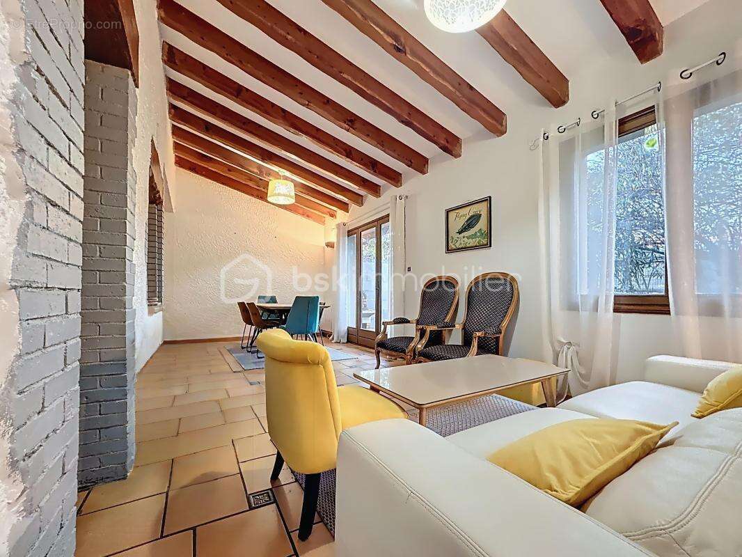 Maison à CHAMP-SUR-DRAC