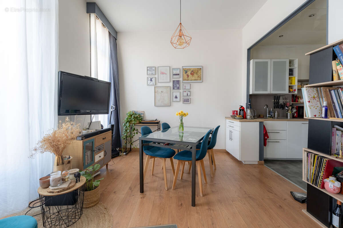 Appartement à MARSEILLE-16E