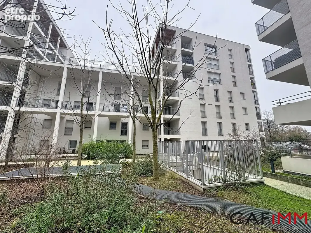 Appartement 3 pièces 74 m² à vendre à Villeurbanne (69100) - photo 2