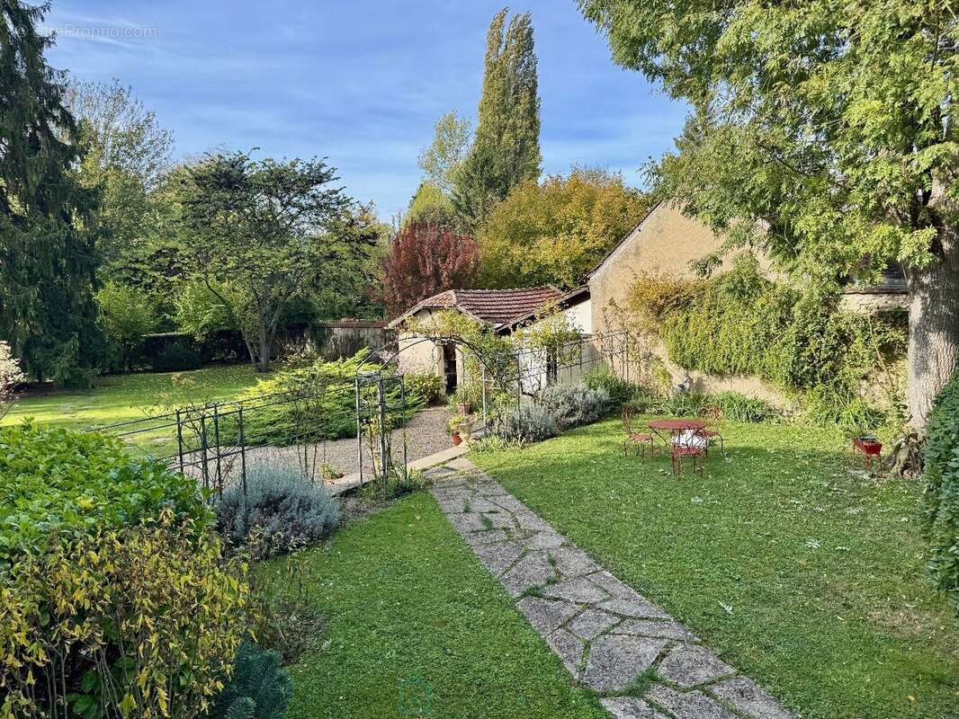 Maison à HAUTE-ISLE