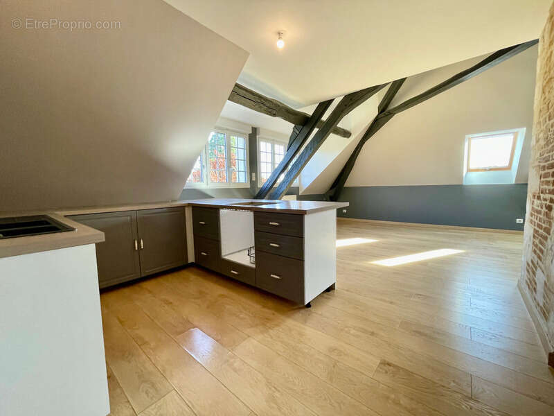 Maison à THIRON-GARDAIS