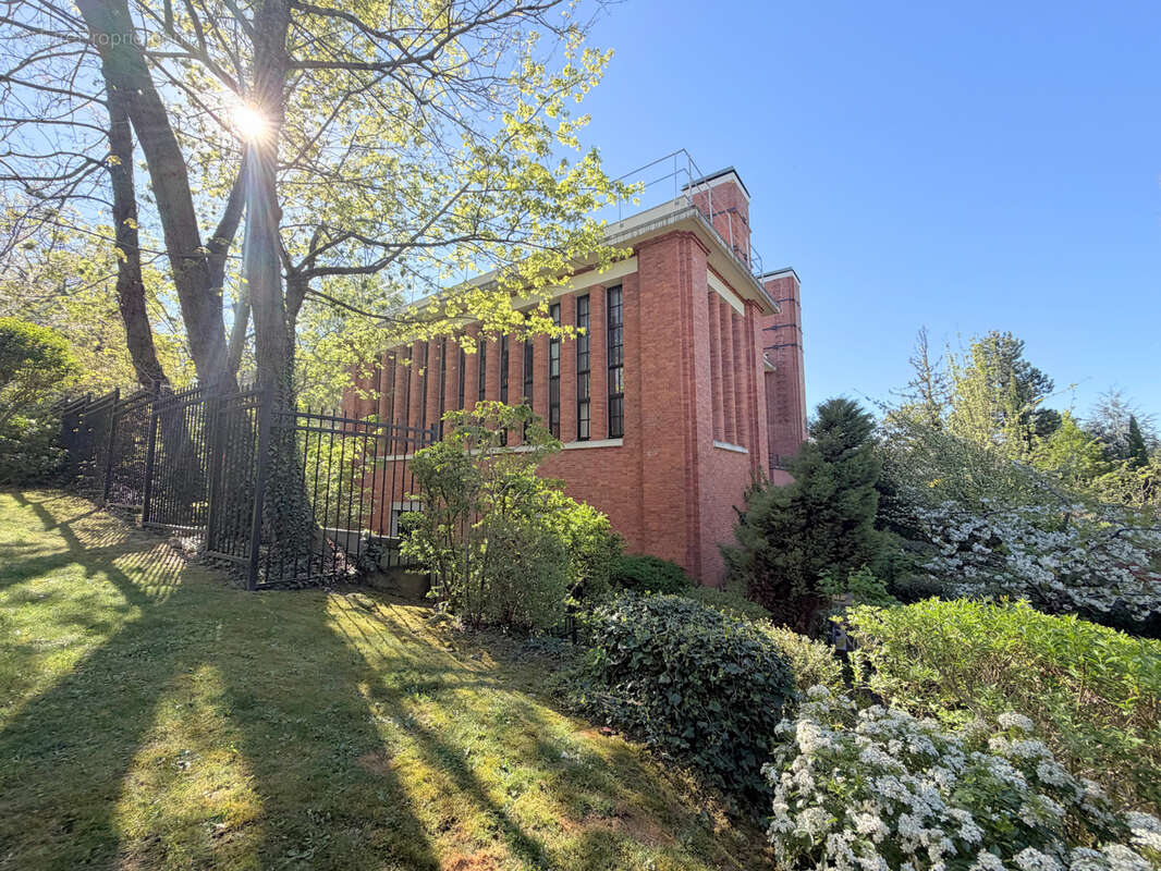 Appartement à GARCHES
