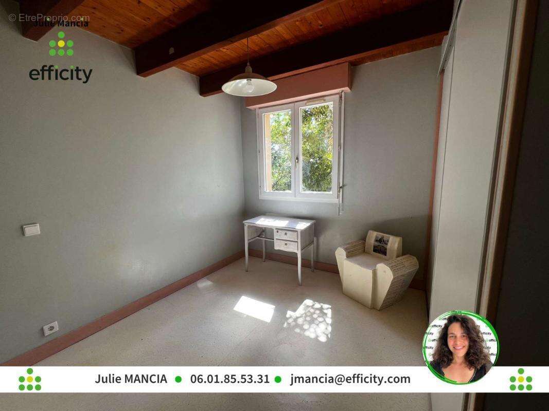 Maison à TROIS-PALIS