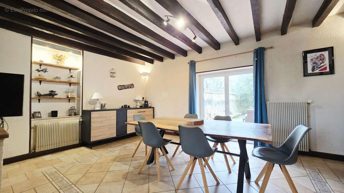 Maison à VASSELAY