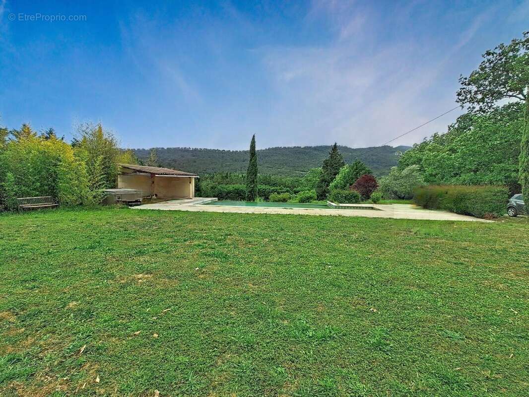 Photo 2 - Maison à BRIGNOLES