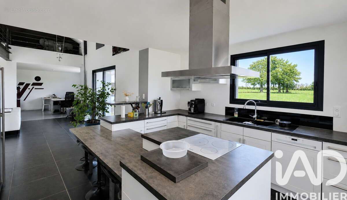Photo 4 - Maison à VITRY-EN-CHAROLLAIS