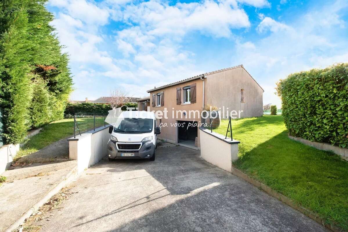 Maison à SAINT-JORY