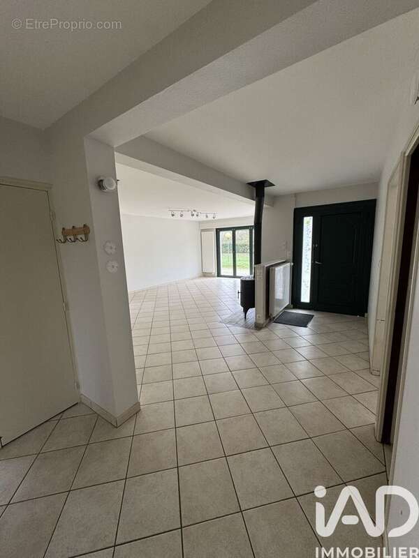 Photo 6 - Maison à BOUZY-LA-FORET