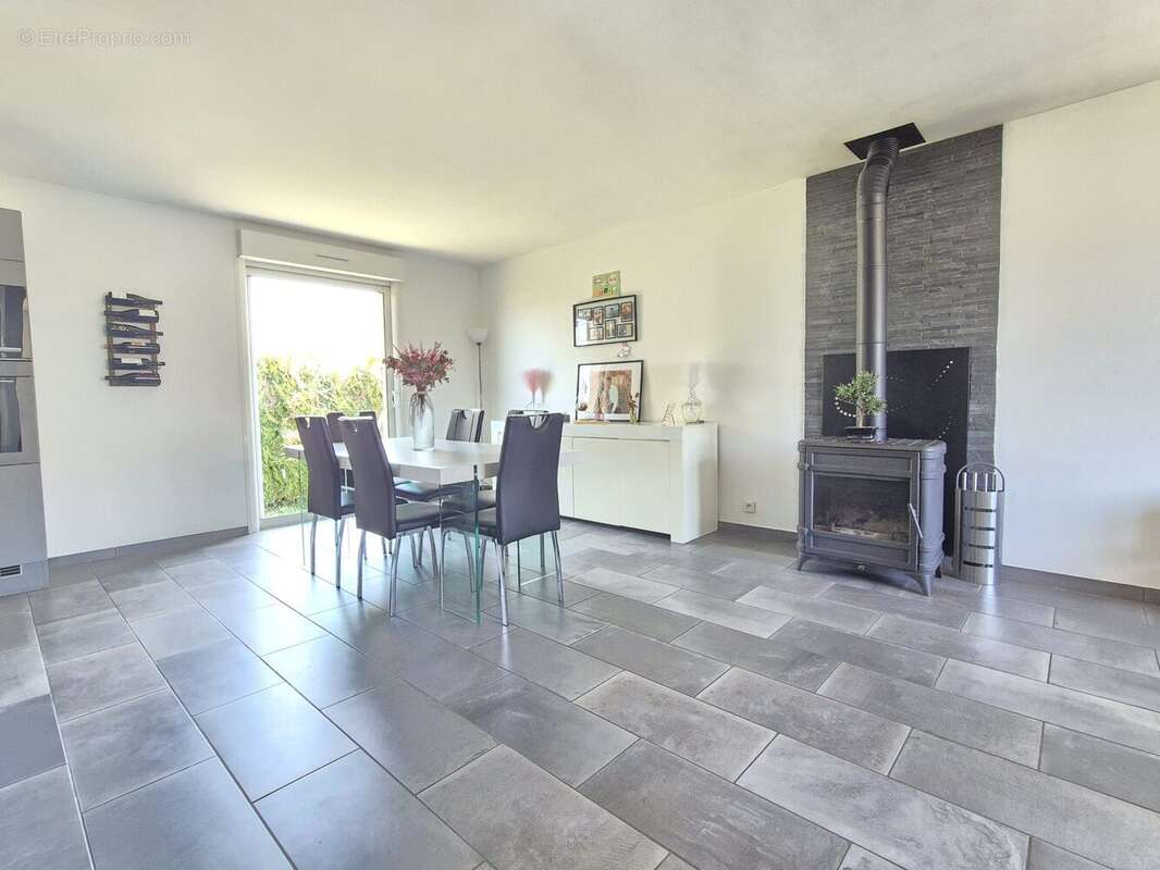 Maison 78 m² à Cande  - photo 2