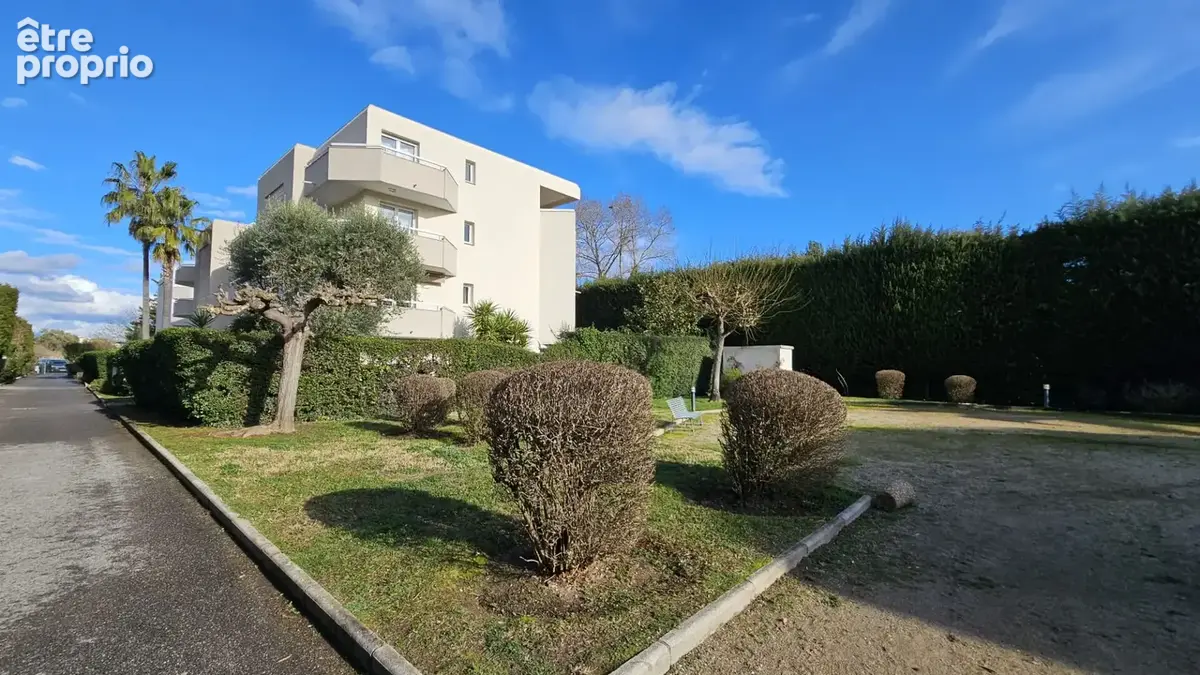 Appartement 2/3 pièces 41m2 avec grande terrasse et garage à Mandelieu - photo 10